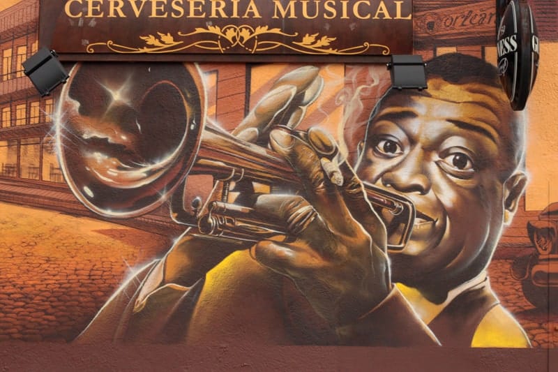 Louis-Amstrong-graffiti-mural-barcelona